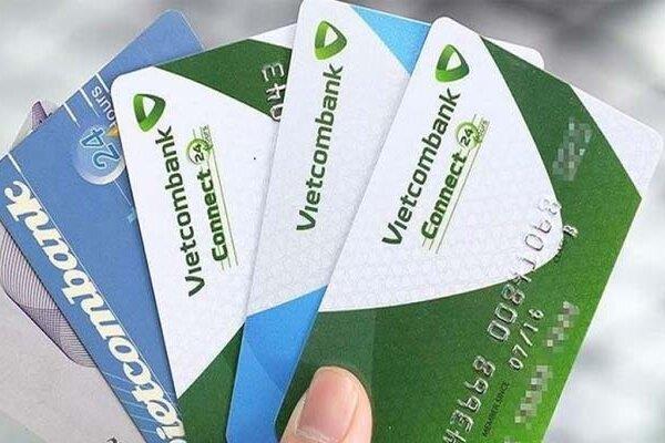 Lãi suất rút tiền thẻ tín dụng Vietcombank thay đổi theo chính sách của ngân hàng